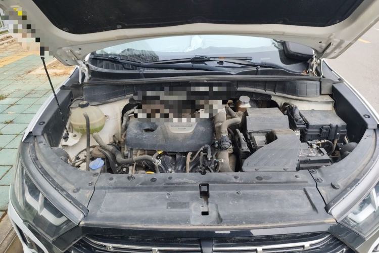 Used Hyundai Tucson 2020 280TGDi Two-Wheel-Drive GLS Smart Connectivity Version China VI Standard Engine Bay