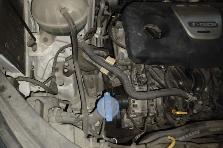 Used Hyundai Tucson 2020 280TGDi Two-Wheel-Drive GLS Fashion Edition China VI Standard Engine Bay Right