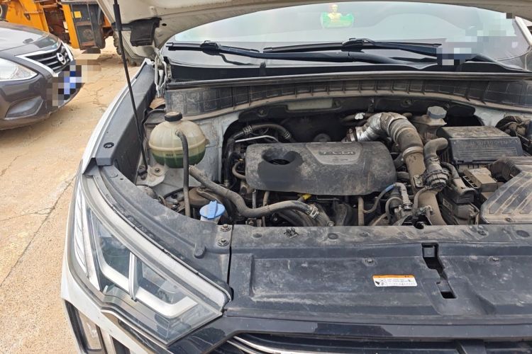 Used Hyundai Tucson 2020 280TGDi Two-Wheel-Drive GLS Smart Connectivity Version China VI Standard Engine Bay Right