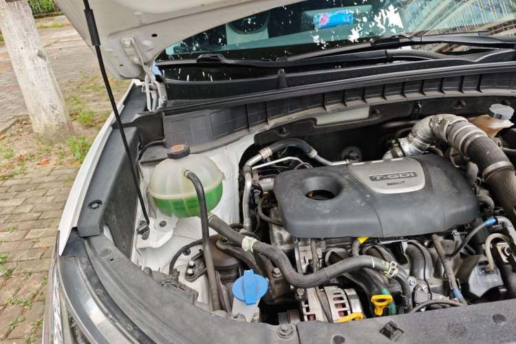Used Hyundai Tucson 2020 280TGDi Two-Wheel-Drive GLS Fashion Edition China VI Standard Engine Bay Right
