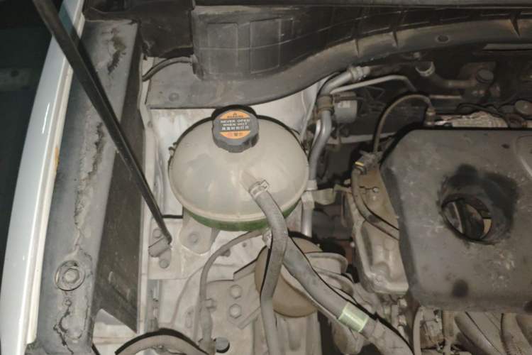 Used Hyundai Tucson 2020 280TGDi Two-Wheel-Drive GLS Smart Connectivity Version China VI Standard Engine Bay Right