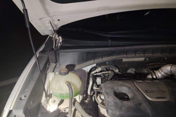 Used Hyundai Tucson 2020 280TGDi Two-Wheel-Drive GLS Smart Connectivity Version China VI Standard Engine Bay Right