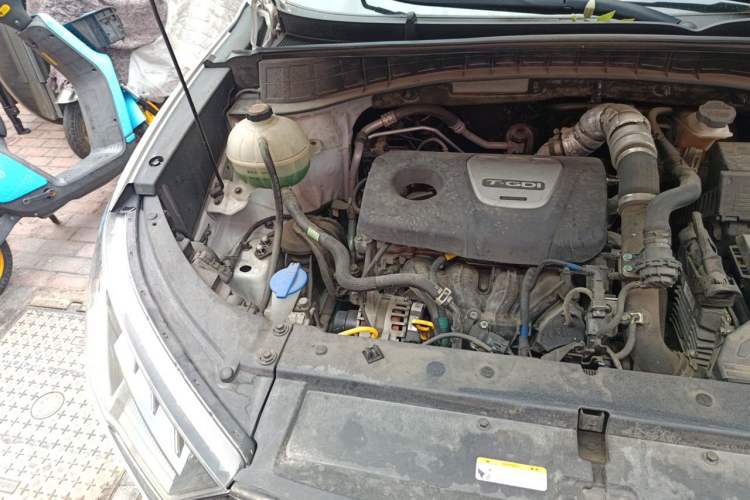 Used Hyundai Tucson 2020 280TGDi Two-Wheel-Drive GLS Fashion Edition China VI Standard Engine Bay Right