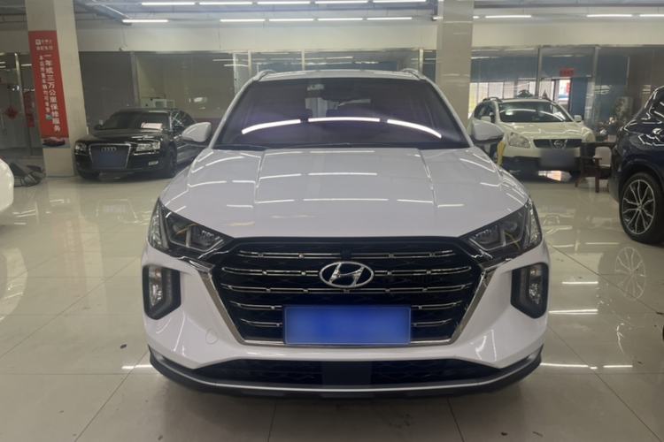 Used Hyundai Tucson 2020 280TGDi Two-Wheel-Drive GLS Smart Connectivity Version China VI Standard Exterior 1