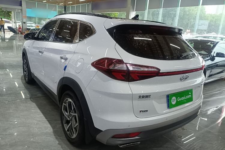 Used Hyundai Tucson 2020 280TGDi Two-Wheel-Drive GLS Fashion Edition China VI Standard Exterior 2