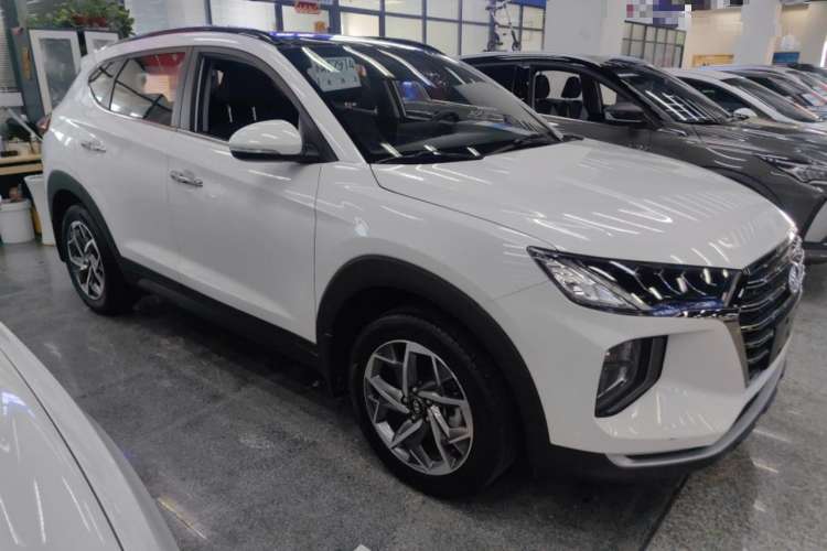 Used Hyundai Tucson 2020 280TGDi Two-Wheel-Drive GLS Fashion Edition China VI Standard Exterior 2