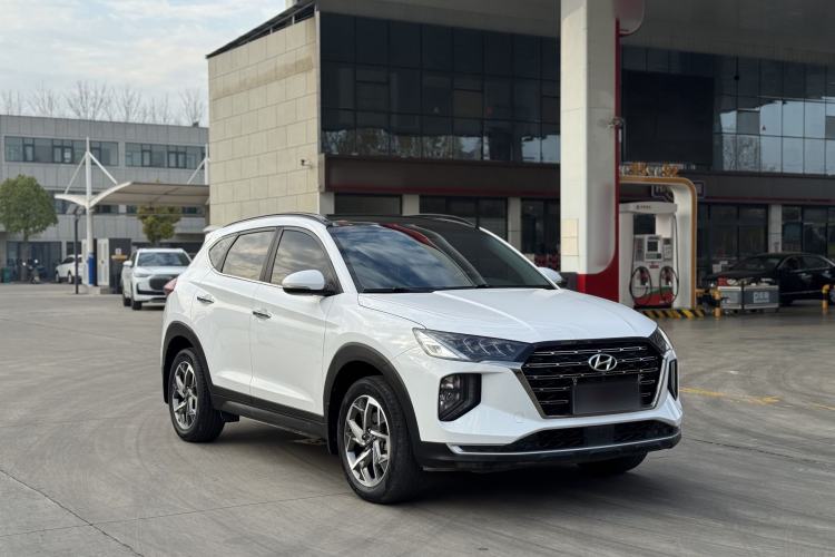 Used Hyundai Tucson 2020 280TGDi Two-Wheel-Drive GLS Fashion Edition China VI Standard Exterior 2