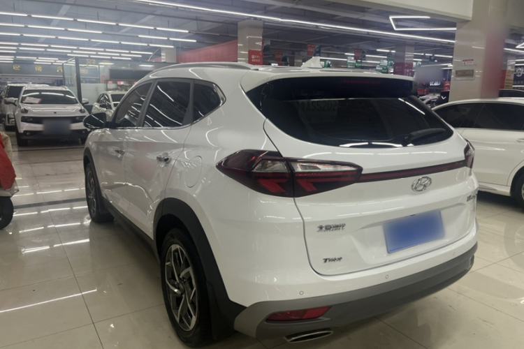 Used Hyundai Tucson 2020 280TGDi Two-Wheel-Drive GLS Smart Connectivity Version China VI Standard Exterior 3
