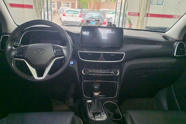 Used Hyundai Tucson 2020 280TGDi Two-Wheel-Drive GLS Smart Connectivity Version China VI Standard Exterior 6