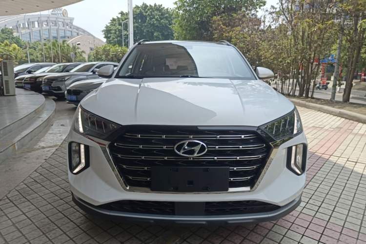 Used Hyundai Tucson 2020 280TGDi Two-Wheel-Drive GLS Fashion Edition China VI Standard Front