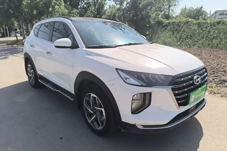Used Hyundai Tucson 2020 280TGDi Two-Wheel-Drive GLS Fashion Edition China VI Standard Front Right 45 Deg