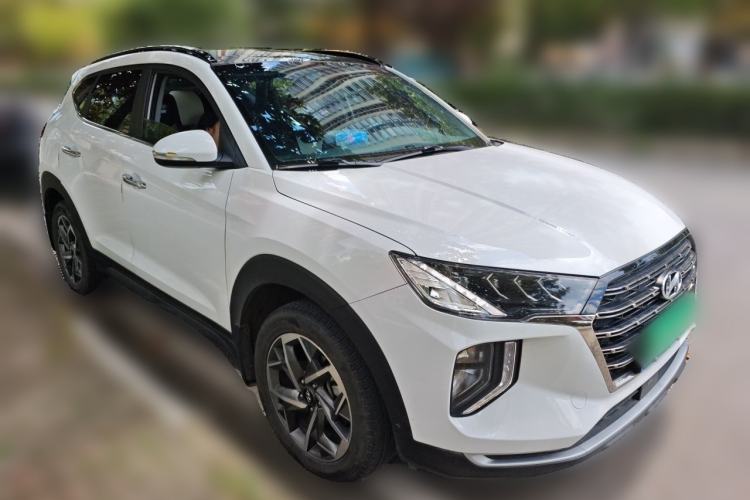 Used Hyundai Tucson 2020 280TGDi Two-Wheel-Drive GLS Fashion Edition China VI Standard Front Right 45 Deg
