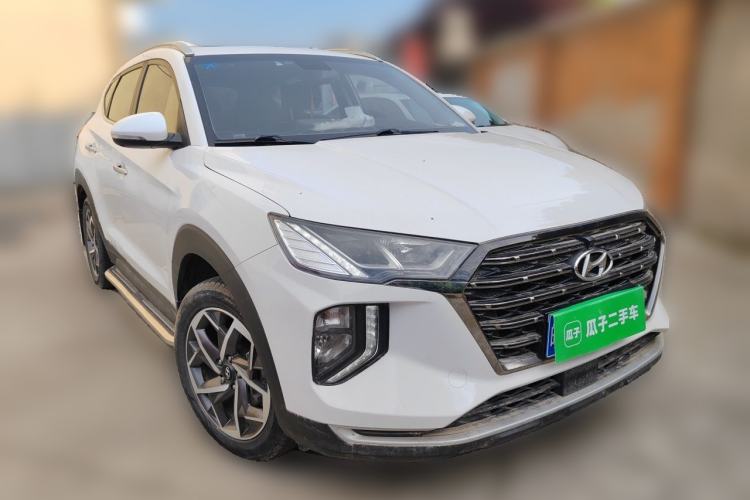 Used Hyundai Tucson 2020 280TGDi Two-Wheel-Drive GLS Smart Connectivity Version China VI Standard Front Right 45 Deg