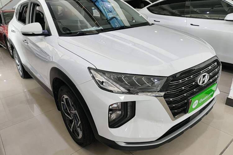 Used Hyundai Tucson 2020 280TGDi Two-Wheel-Drive GLS Fashion Edition China VI Standard Front Right 45 Deg