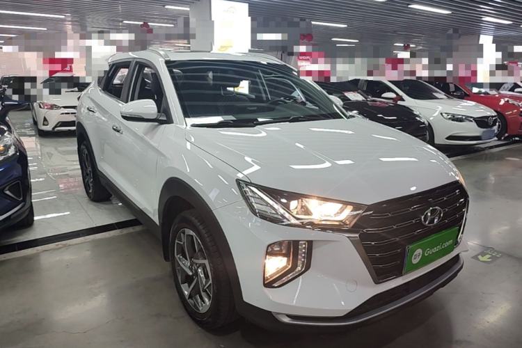 Used Hyundai Tucson 2020 280TGDi Two-Wheel-Drive GLS Smart Connectivity Version China VI Standard Front Right 45 Deg