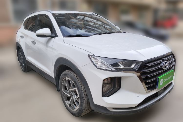 Used Hyundai Tucson 2020 280TGDi Two-Wheel-Drive GLS Smart Connectivity Version China VI Standard Front Right 45 Deg