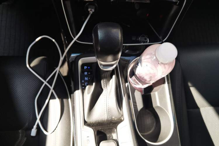 Used Hyundai Tucson 2020 280TGDi Two-Wheel-Drive GL Comfort Edition China VI Standard Gear Lever