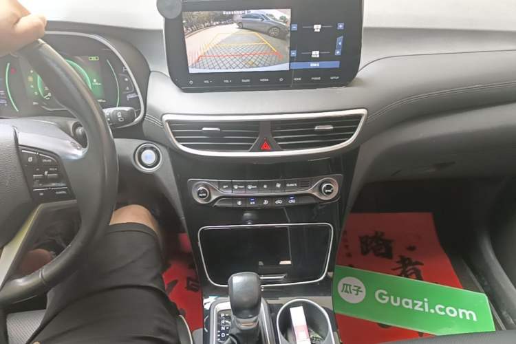 Used Hyundai Tucson 2020 280TGDi Two-Wheel-Drive GLS Fashion Edition China VI Standard Gear Lever