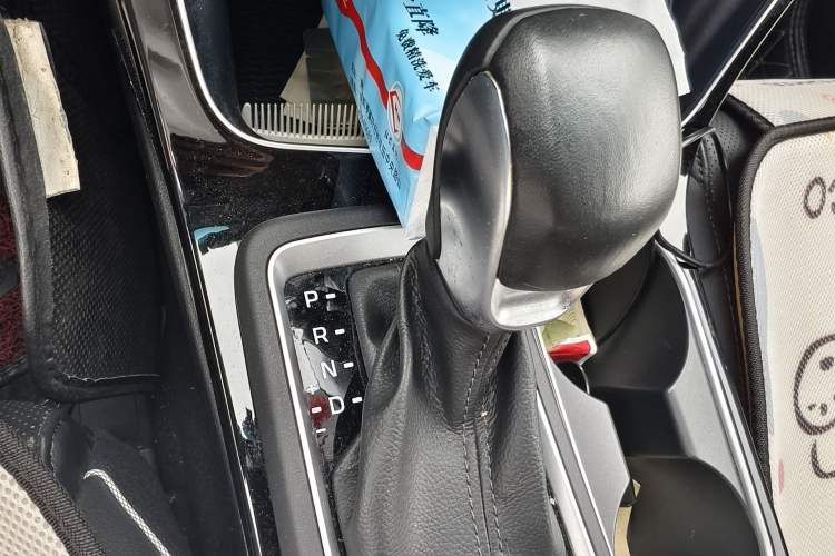 Used Hyundai Tucson 2020 280TGDi Two-Wheel-Drive GLS Smart Connectivity Version China VI Standard Gear Lever