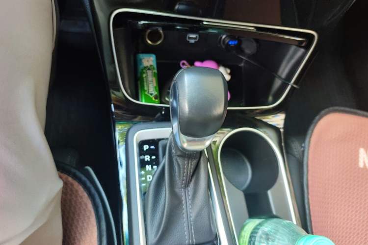 Used Hyundai Tucson 2020 280 TGDi Two-Wheel-Drive DLX Smart Enjoyment Version China VI Standard Gear Lever