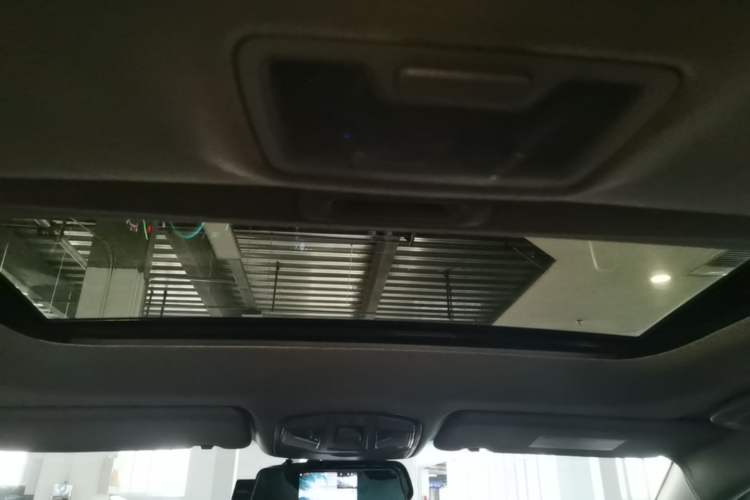 Used Hyundai Tucson 2020 280TGDi Two-Wheel-Drive GLS Smart Connectivity Version China VI Standard Headliner