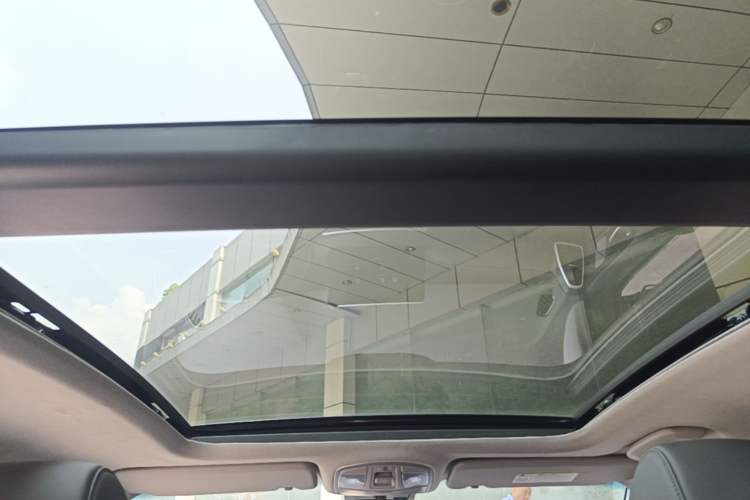Used Hyundai Tucson 2020 280TGDi Two-Wheel-Drive GLS Fashion Edition China VI Standard Headliner