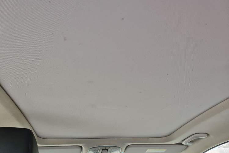 Used Hyundai Tucson 2020 280TGDi Two-Wheel-Drive GLS Fashion Edition China VI Standard Headliner