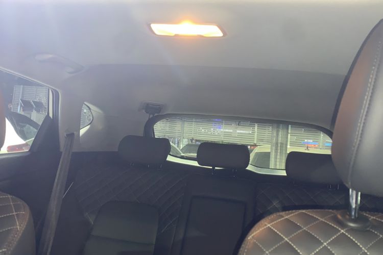 Used Hyundai Tucson 2020 280TGDi Two-Wheel-Drive GLS Smart Connectivity Version China VI Standard Headliner