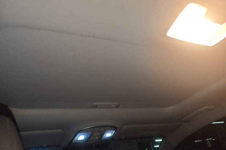 Used Hyundai Tucson 2020 280TGDi Two-Wheel-Drive GLS Smart Connectivity Version China VI Standard Headliner