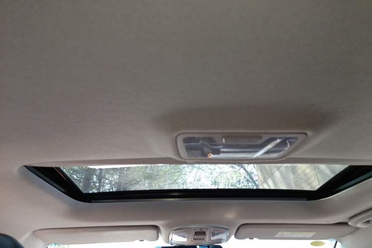 Used Hyundai Tucson 2020 280TGDi Two-Wheel-Drive GLS Smart Connectivity Version China VI Standard Headliner