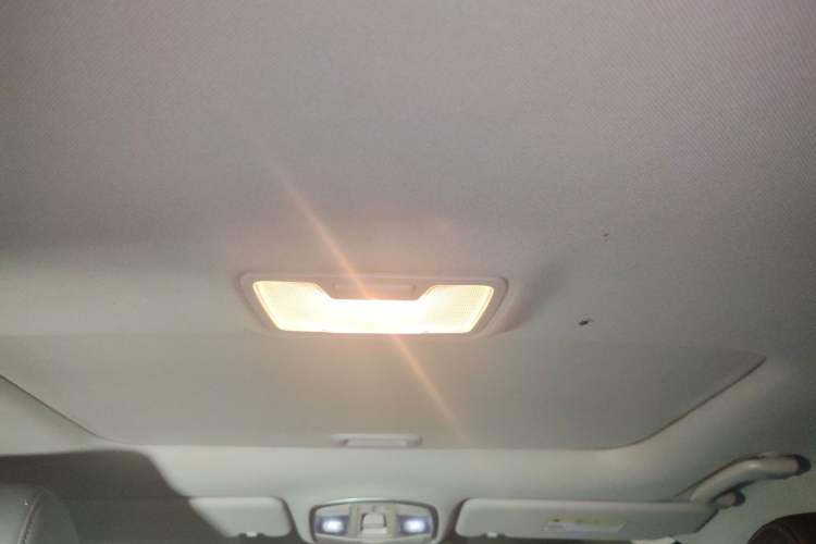 Used Hyundai Tucson 2020 280TGDi Two-Wheel-Drive GLS Smart Connectivity Version China VI Standard Headliner