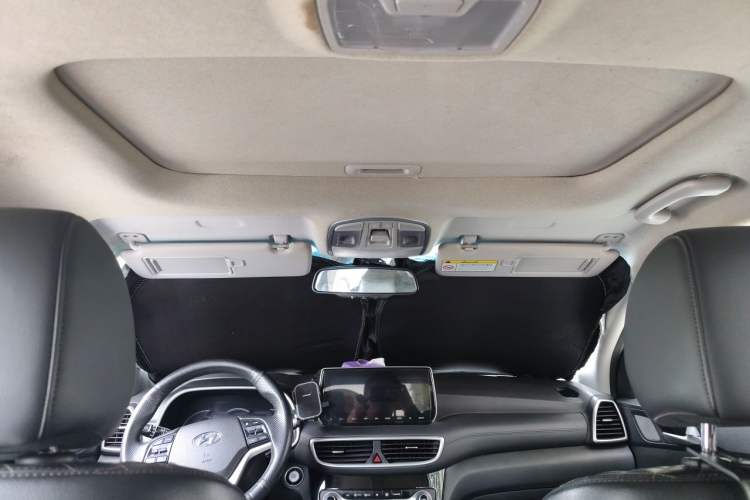 Used Hyundai Tucson 2020 280TGDi Two-Wheel-Drive GLS Smart Connectivity Version China VI Standard Headliner