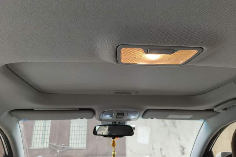 Used Hyundai Tucson 2020 280TGDi Two-Wheel-Drive GLS Smart Connectivity Version China VI Standard Headliner
