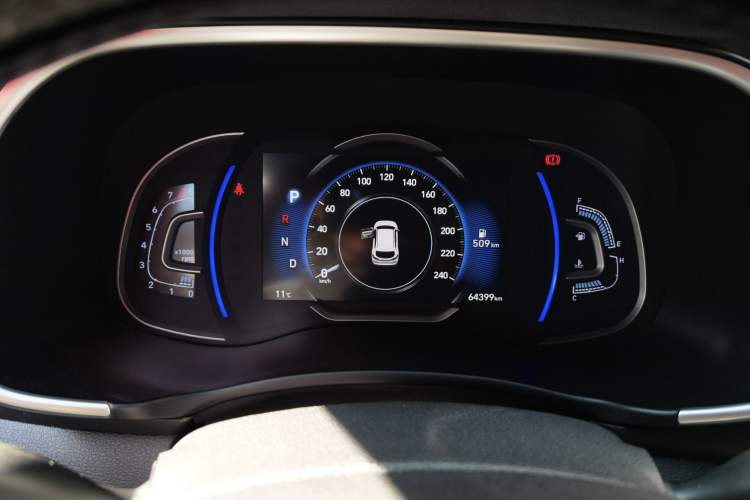 Used Hyundai Tucson 2020 280TGDi Two-Wheel-Drive GL Comfort Edition China VI Standard Instrument Cluster