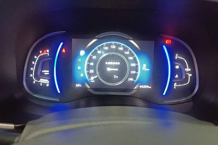 Used Hyundai Tucson 2020 280TGDi Two-Wheel-Drive GLS Fashion Edition China VI Standard Instrument Cluster