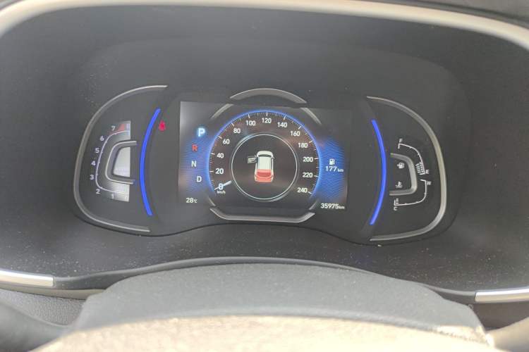 Used Hyundai Tucson 2020 280TGDi Dual-Clutch Two-Wheel Drive Smart Edition Emission Standard China V Instrument Cluster