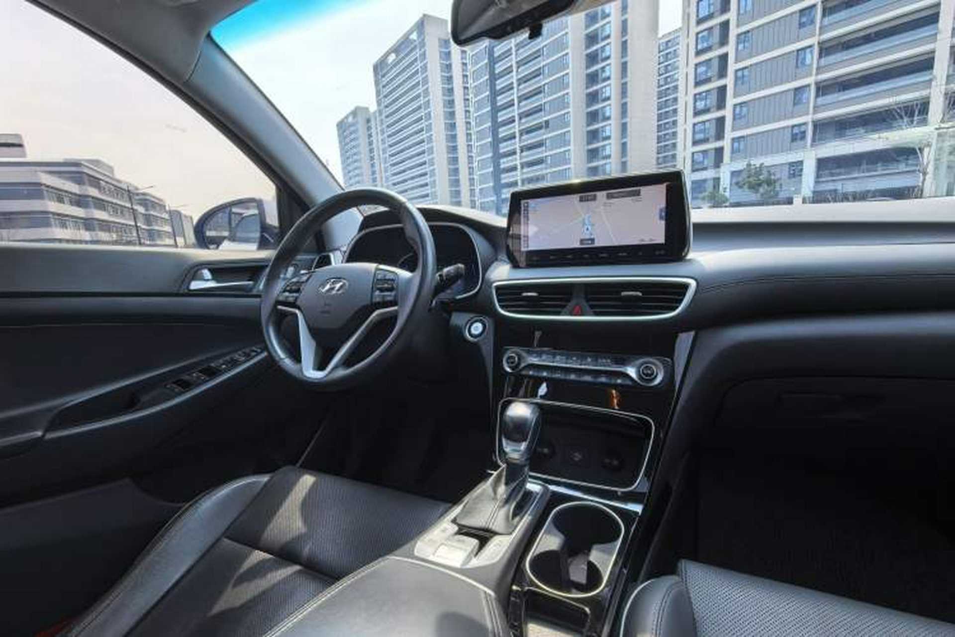 Used Hyundai Tucson 2020 280TGDi Two-Wheel-Drive GLS Smart Connectivity Version China VI Standard Interior 6