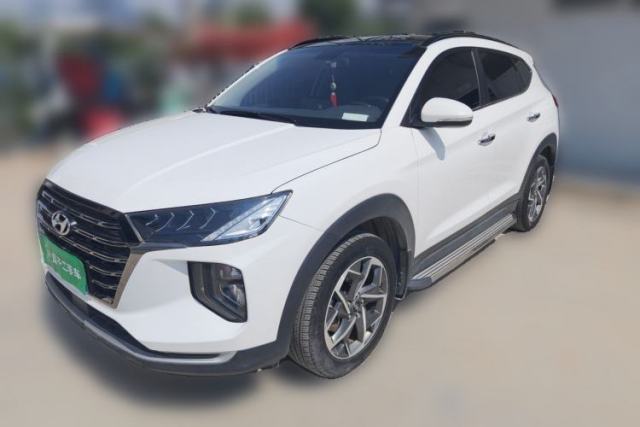 Hyundai Tucson 2020 280TGDi Two-Wheel-Drive GLS Fashion Edition China VI Standard مستعملة