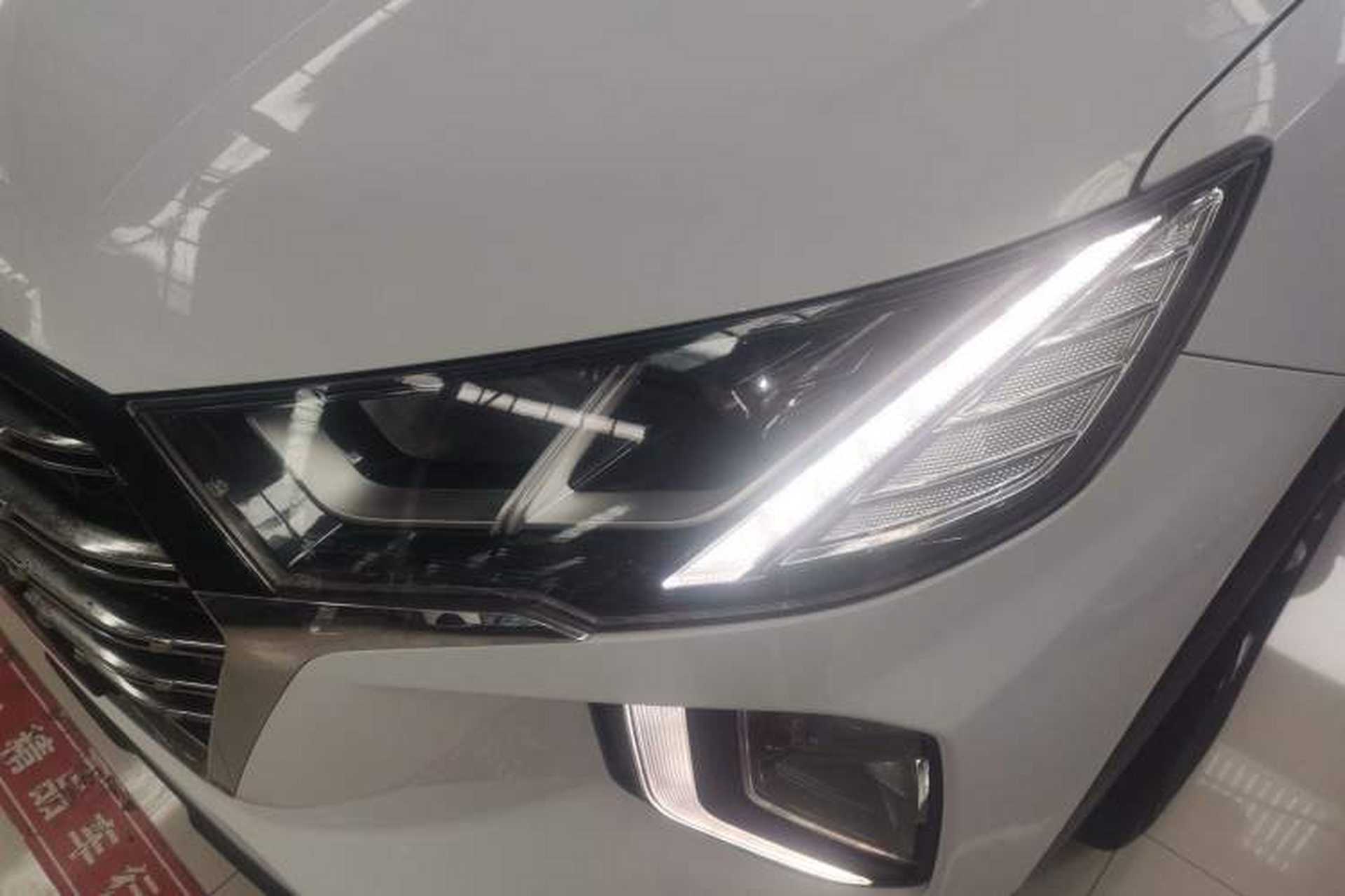 Used Hyundai Tucson 2020 280TGDi Two-Wheel-Drive GLS Smart Connectivity Version China VI Standard Left Front Headlight