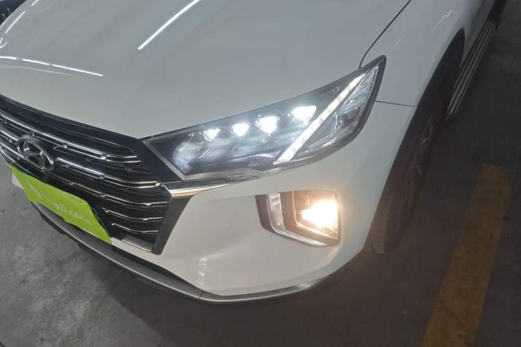 Used Hyundai Tucson 2020 280TGDi Two-Wheel-Drive GLS Fashion Edition China VI Standard Left Front Headlight