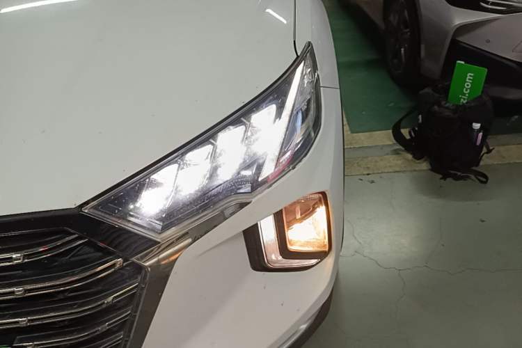 Used Hyundai Tucson 2020 280TGDi Two-Wheel-Drive GLS Fashion Edition China VI Standard Left Front Headlight