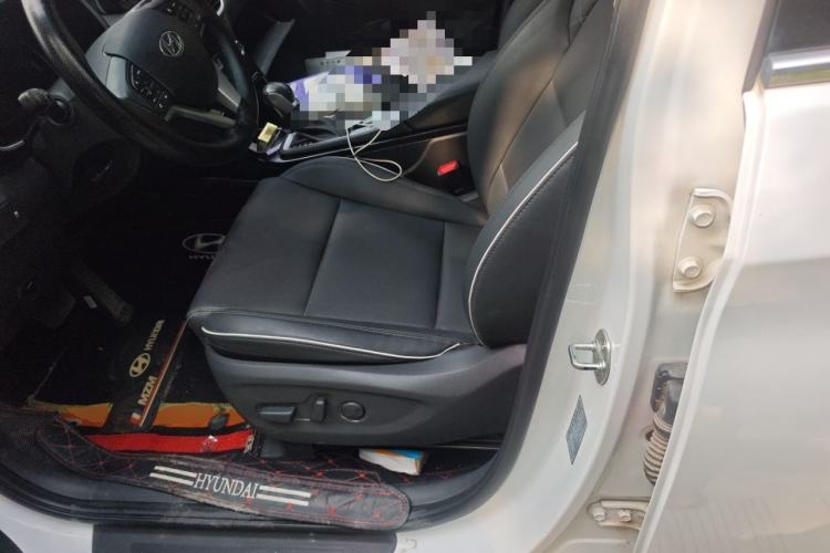 Used Hyundai Tucson 2020 280TGDi Two-Wheel-Drive GLS Fashion Edition China VI Standard Left Front Seat