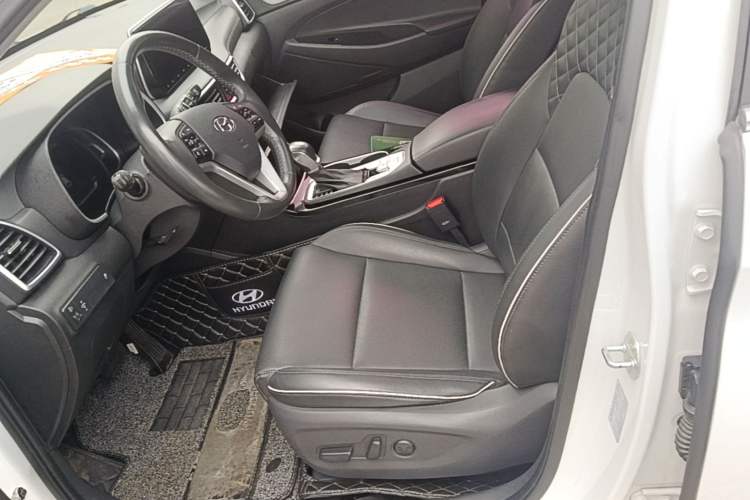 Used Hyundai Tucson 2020 280TGDi Two-Wheel-Drive GLS Smart Connectivity Version China VI Standard Left Front Seat