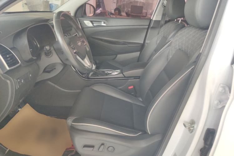 Used Hyundai Tucson 2020 280TGDi Two-Wheel-Drive GLS Smart Connectivity Version China VI Standard Left Front Seat