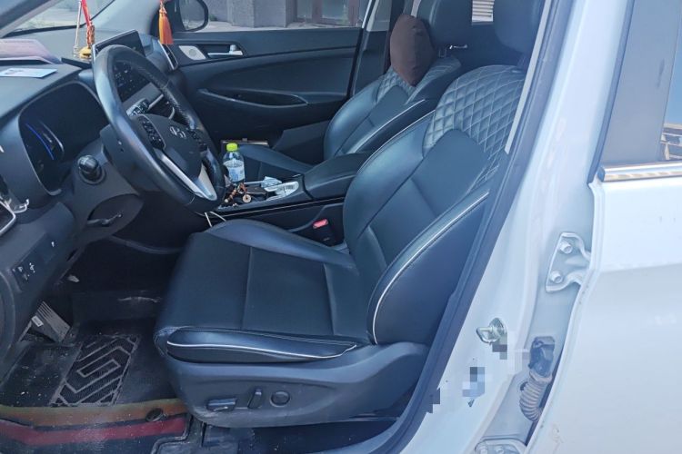 Used Hyundai Tucson 2020 280TGDi Two-Wheel-Drive GLS Fashion Edition China VI Standard Left Front Seat