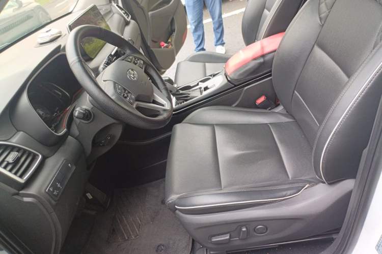 Used Hyundai Tucson 2020 280TGDi Two-Wheel-Drive GLS Fashion Edition China VI Standard Left Front Seat