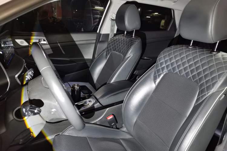 Used Hyundai Tucson 2020 280TGDi Two-Wheel-Drive GLS Fashion Edition China VI Standard Left Front Seat