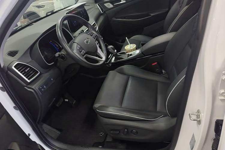 Used Hyundai Tucson 2020 280TGDi Two-Wheel-Drive GLS Smart Connectivity Version China VI Standard Left Front Seat
