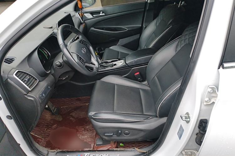 Used Hyundai Tucson 2020 280TGDi Two-Wheel-Drive GLS Fashion Edition China VI Standard Left Front Seat