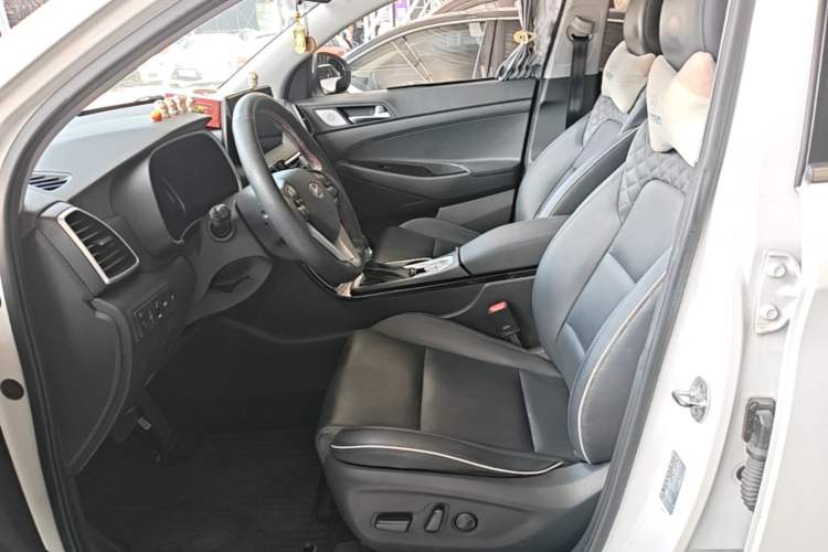 Used Hyundai Tucson 2020 280 TGDi Two-Wheel-Drive DLX Smart Enjoyment Version China VI Standard Left Front Seat